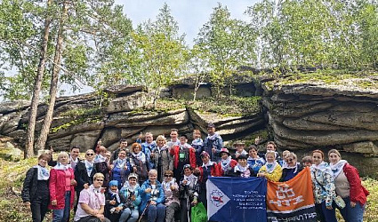 150 человек вышли на уборку берега озера Аракуль в Челябинской области