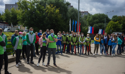 Сотрудники компаний Лента, Декатлон, Глобус и Леруа Мерлен присоединились к акции «Вода России»