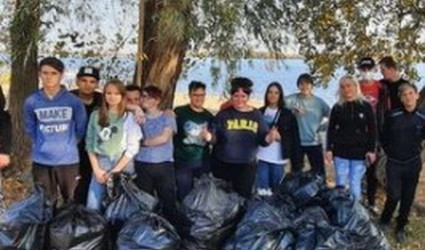 Вольские студенты поддержали акцию «Вода России»