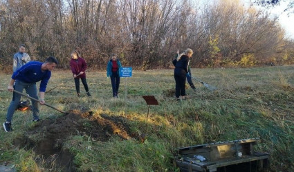 Моршанские волонтеры очистили родник «Рождества Божьей Матери» в Тамбовской области