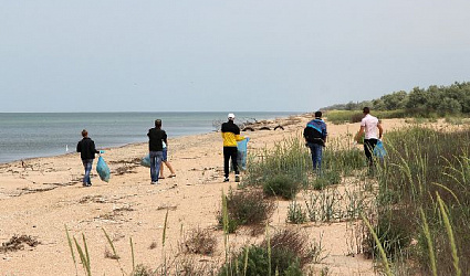 Акции «Вода России» — повод гордиться своими детьми, считают матери Азова