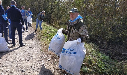 По мешку мусора с каждых 10 метров берега —результат акции в Биробиджане