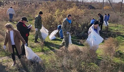 Волонтеры Ставрополья чистят берега Кумы