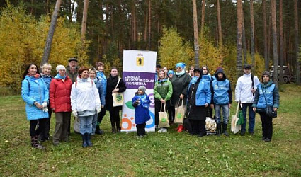 В Высоковском бору собрали 16 кубометров мусора