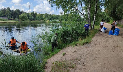 Берега еще двух водоемов на Магадане и Смоленщине стали чище