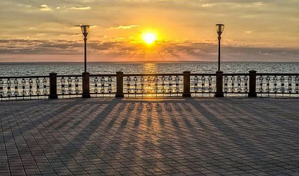 Активисты из Таганрога собрали пять кубометров мусора на берегу Азовского моря