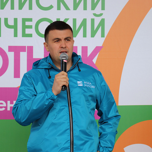 Единый день уборок в республике Татарстан на оз. Изумрудное