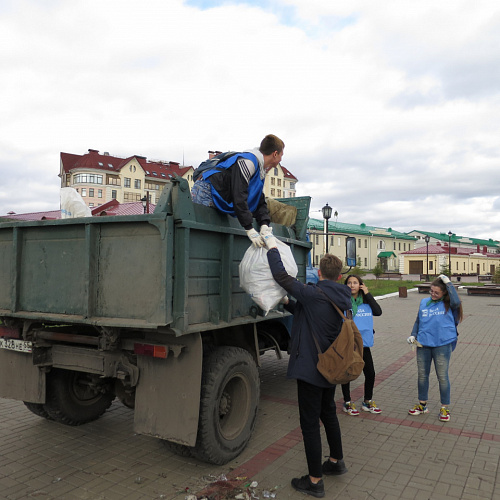 Марафон «Чистые берега Сибири» в городе Омске